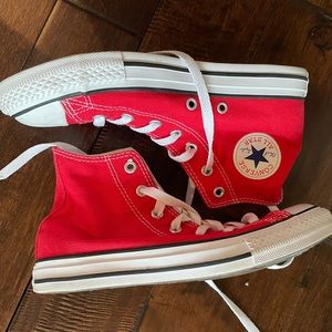 SIZE 3 RED HIGH TOP CONVERSE!! KIDS!! barely worn!
